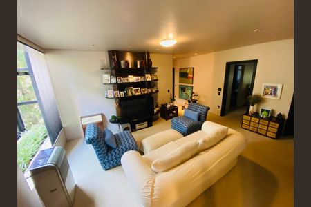 Casa à venda com 4 quartos, 780m² em Morumbi, São Paulo