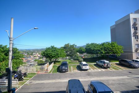 Sala-vista de apartamento para alugar com 3 quartos, 57m² em Jardim Jasmim, Nova Iguaçu