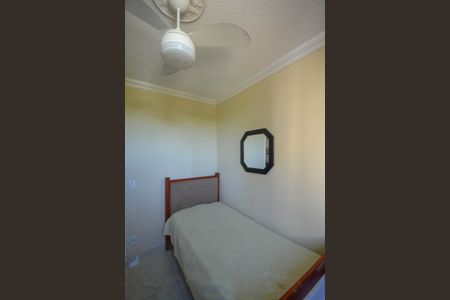 Quarto 1 de apartamento para alugar com 3 quartos, 57m² em Jardim Jasmim, Nova Iguaçu