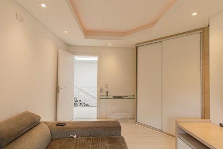 Sala de TV 2 de casa para alugar com 3 quartos, 643m² em Barreirinha, Curitiba