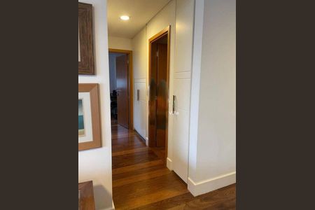 Apartamento à venda com 3 quartos, 181m² em Alphaville Conde I, Barueri