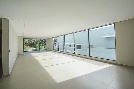 Sala de casa de condomínio à venda com 4 quartos, 680m² em Parque Terra Nova Ii, São Bernardo do Campo