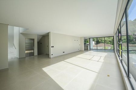 Sala de casa de condomínio à venda com 4 quartos, 680m² em Parque Terra Nova Ii, São Bernardo do Campo