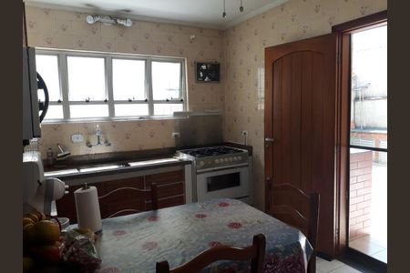 Casa à venda com 3 quartos, 150m² em Jardim Ester, São Paulo