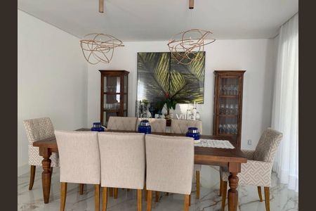 Casa à venda com 4 quartos, 700m² em Alphaville Residencial Um, Barueri