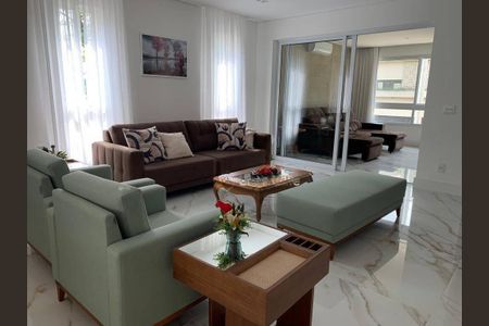 Casa à venda com 4 quartos, 700m² em Alphaville Residencial Um, Barueri