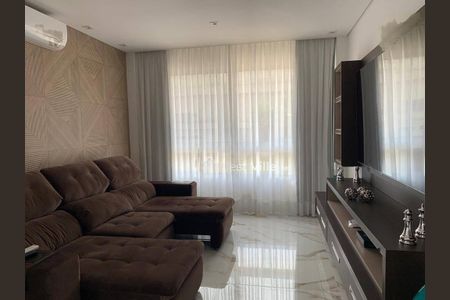 Casa à venda com 4 quartos, 700m² em Alphaville Residencial Um, Barueri