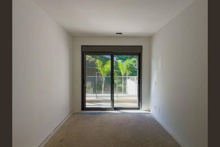 Casa à venda com 3 quartos, 230m² em Centro Empresarial Tamboré, Santana de Parnaíba