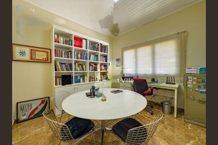 Casa à venda com 4 quartos, 350m² em Alphaville, Santana de Parnaíba