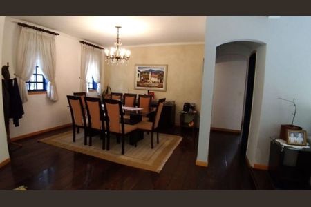 Casa de Condomínio à venda com 4 quartos, 322m² em Alphaville, Santana de Parnaíba