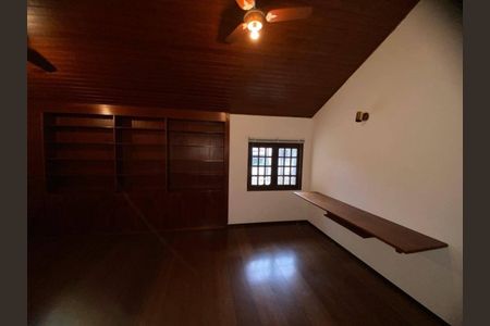 Casa à venda com 4 quartos, 350m² em Alphaville, Santana de Parnaíba