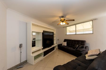 Sala 1 de casa de condomínio à venda com 5 quartos, 682m² em Alphaville Residencial Um, Barueri