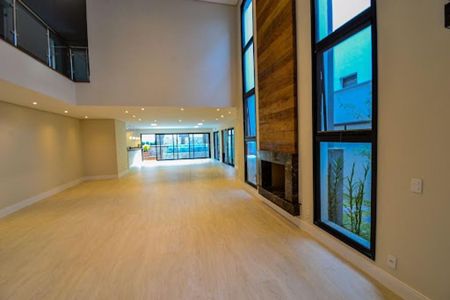 Casa de Condomínio à venda com 5 quartos, 520m² em Tamboré, Santana de Parnaíba