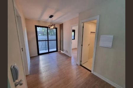 Apartamento à venda com 2 quartos, 40m² em Campo Belo, São Paulo