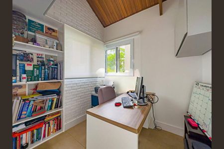 Casa à venda com 4 quartos, 297m² em Residencial Cinco (Alphaville), Santana de Parnaíba