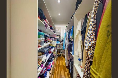 Casa à venda com 4 quartos, 297m² em Residencial Cinco (Alphaville), Santana de Parnaíba