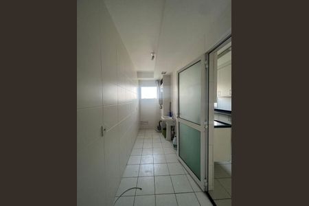 Apartamento à venda com 3 quartos, 107m² em Empresarial 18 do Forte, Barueri