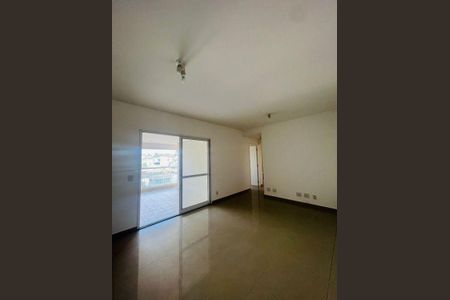 Apartamento à venda com 3 quartos, 107m² em Empresarial 18 do Forte, Barueri