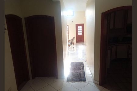 Casa à venda com 4 quartos, 360m² em Residencial Nove (Alphaville), Santana de Parnaíba