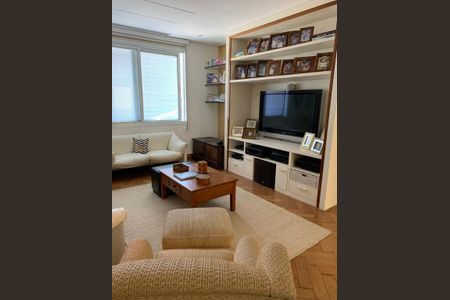 Casa de Condomínio à venda com 4 quartos, 950m² em Alphaville Industrial, Barueri