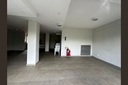 Apartamento à venda com 2 quartos, 70m² em Jardim Regina Alice, Barueri