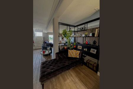 Casa de Condomínio à venda com 4 quartos, 300m² em Parque Sinai, Santana de Parnaíba