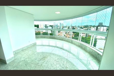 Apartamento à venda com 4 quartos, 195m² em São Luiz, Belo Horizonte