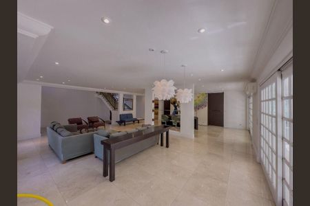 Casa de Condomínio à venda com 4 quartos, 550m² em Alphaville, Santana de Parnaíba