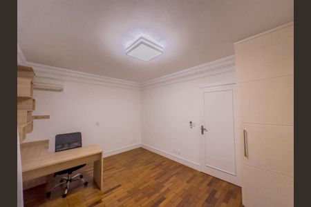 Casa de Condomínio à venda com 4 quartos, 550m² em Alphaville, Santana de Parnaíba