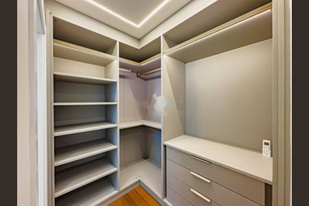 Casa à venda com 5 quartos, 508m² em Alphaville Residencial Zero, Barueri