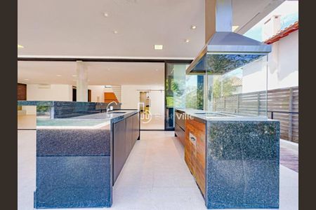 Casa à venda com 5 quartos, 730m² em Alphaville Conde II, Barueri