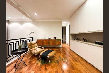 Casa à venda com 4 quartos, 420m² em Centro Comercial Jubran, Barueri