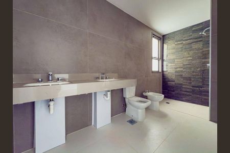 Casa à venda com 4 quartos, 230m² em Centro Empresarial Tamboré, Santana de Parnaíba