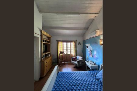 Casa à venda com 3 quartos, 250m² em Residencial Tres (Alphaville), Santana de Parnaíba