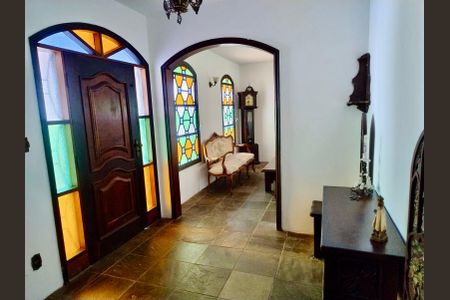 Casa para alugar com 3 quartos, 500m² em Jardim Novo Mundo, Jundiaí