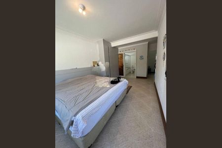 Casa à venda com 5 quartos, 400m² em Alphaville, Santana de Parnaíba