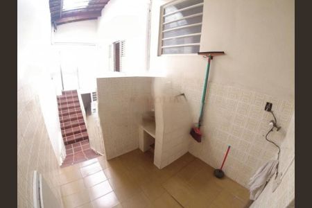 Casa à venda com 7 quartos, 272m² em Vila Itapura, Campinas