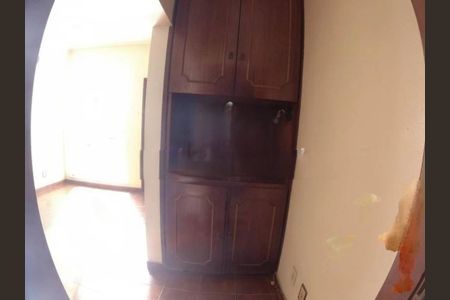 Casa à venda com 7 quartos, 272m² em Vila Itapura, Campinas