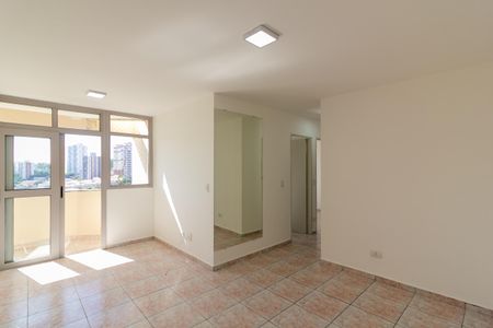 Sala de apartamento para alugar com 3 quartos, 69m² em Vila Sofia, São Paulo