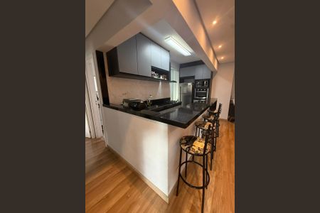 Cozinha de apartamento para alugar com 2 quartos, 56m² em Jardim Colorado, São Paulo