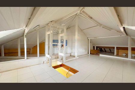 Casa à venda com 4 quartos, 650m² em Alphaville, Santana de Parnaíba