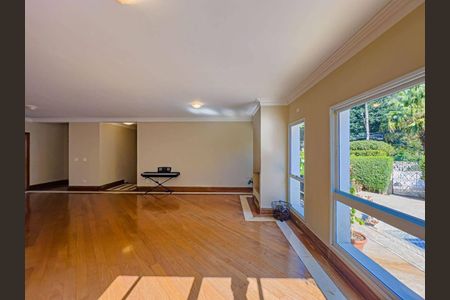 Casa à venda com 4 quartos, 419m² em Residencial Tres (Alphaville), Santana de Parnaíba