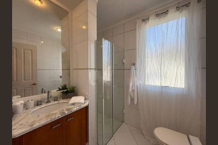 Casa à venda com 4 quartos, 325m² em Residencial Cinco (Alphaville), Santana de Parnaíba