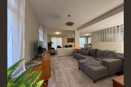 Casa à venda com 4 quartos, 325m² em Residencial Cinco (Alphaville), Santana de Parnaíba