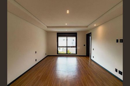 Casa à venda com 4 quartos, 345m² em Residencial Tres (Alphaville), Santana de Parnaíba