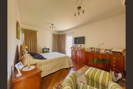 Casa à venda com 3 quartos, 300m² em Residencial Onze (Alphaville), Santana de Parnaíba