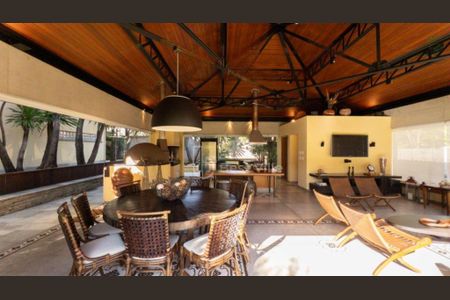 Casa à venda com 4 quartos, 610m² em Alphaville, Santana de Parnaíba