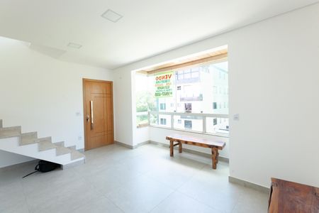 Apartamento para alugar com 3 quartos, 160m² em Amazonas, Contagem