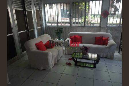 Casa à venda com 4 quartos, 250m² em Sampaio, Rio de Janeiro