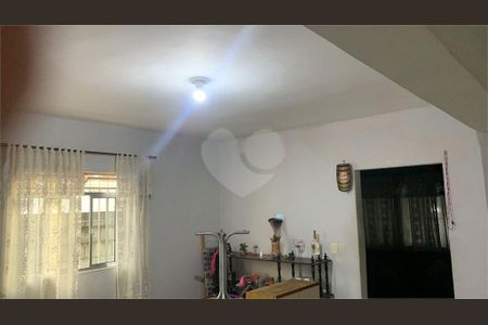 Casa à venda com 2 quartos, 200m² em Ayrosa, Osasco